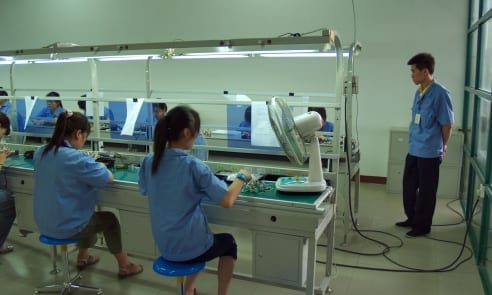 Problemele Apple: China și sclavia